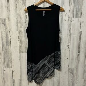 MM29 Black asymmetrical tank top sheer bottom design tag soft comfy large lg L